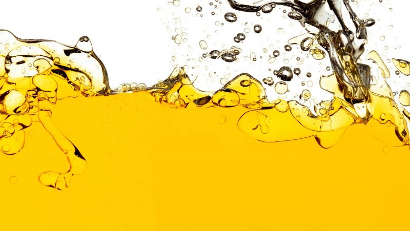 aceite y agua - mezcla heterogenea