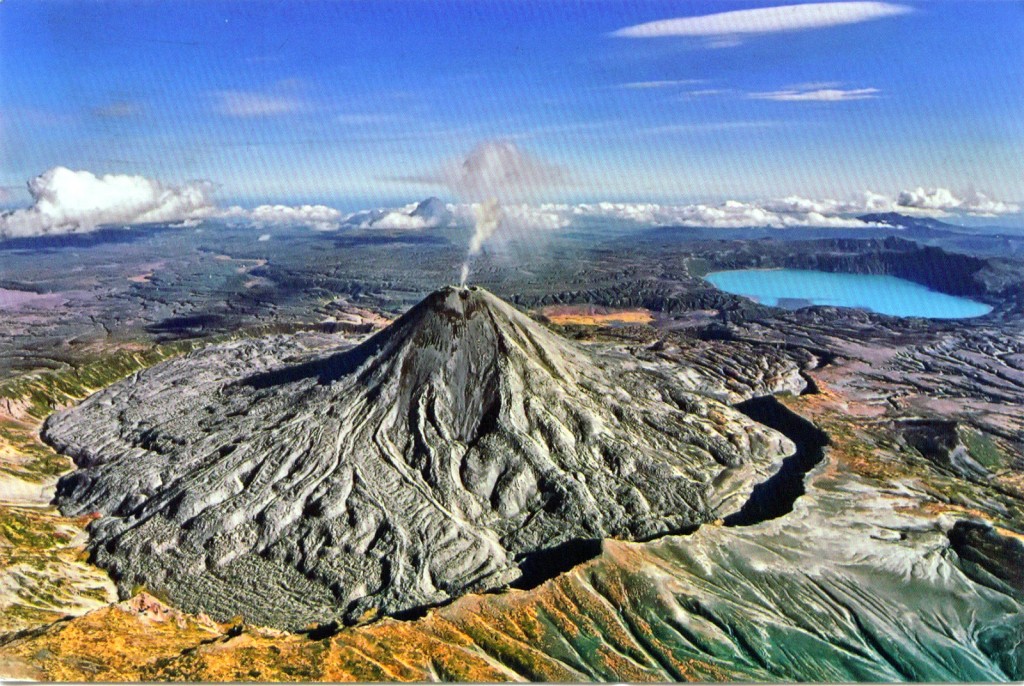 Volcán Karymsky